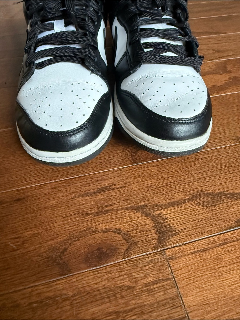 Nike Black and White Dunk Low Sneakers size us 8 women’s - Picture 7 of 10